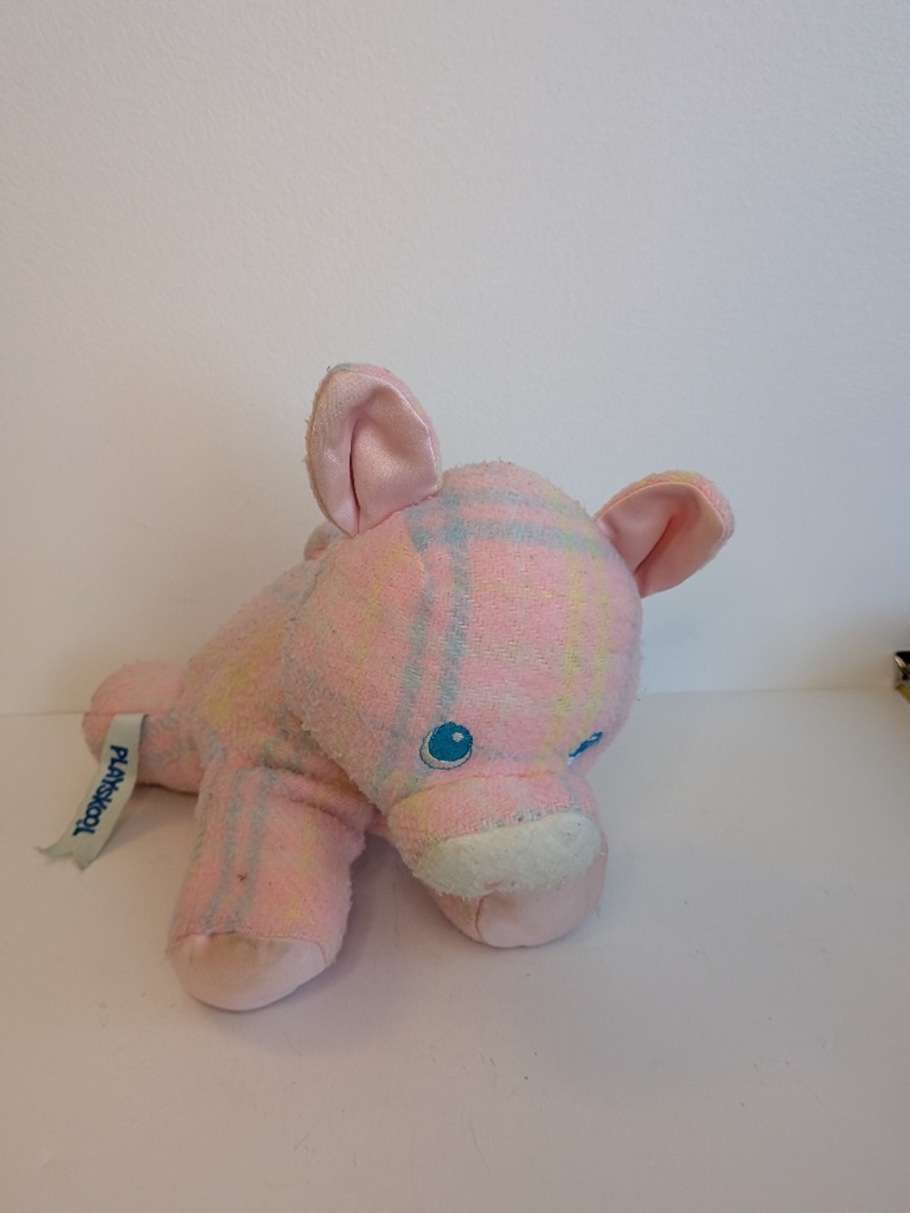 Vintage Playskool snuzzles pink pig Pastel woven plaid fabric satin Feet Stuffed